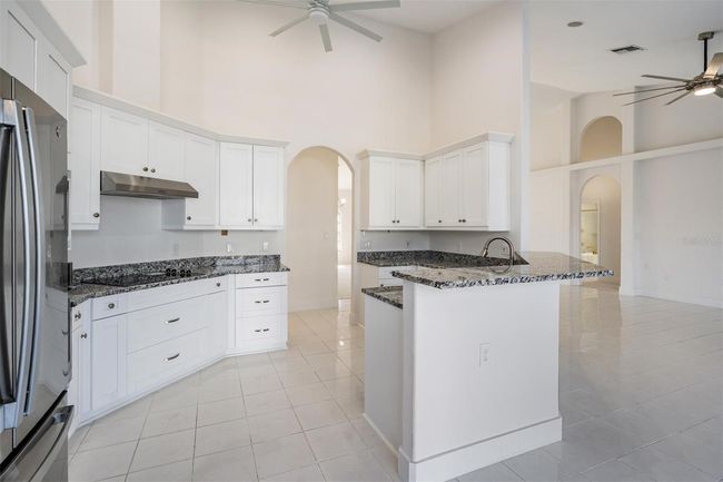 2127 Lagoon Dr, House other with 3 bedrooms, 2 bathrooms and null parking in DUNEDIN FL | Image 6