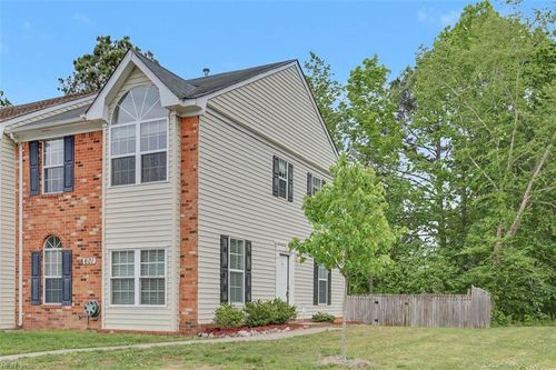 601 Huntly Dr, Chesapeake, VA, 23320-6661 | Card Image
