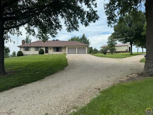 6829 Nw Rochester Rd, Topeka, KS, 66617 | Card Image