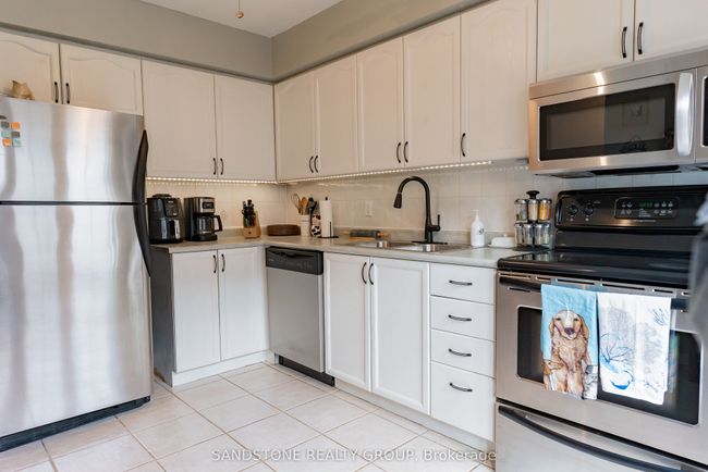 1 - 1067 Rymal Rd E, Condo with 3 bedrooms, 2 bathrooms and 1 parking in Hamilton ON | Image 4