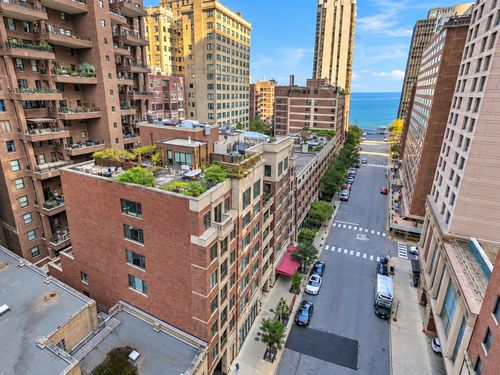 603-190 E Walton Pl, Chicago, IL, 60611-6597 | Card Image