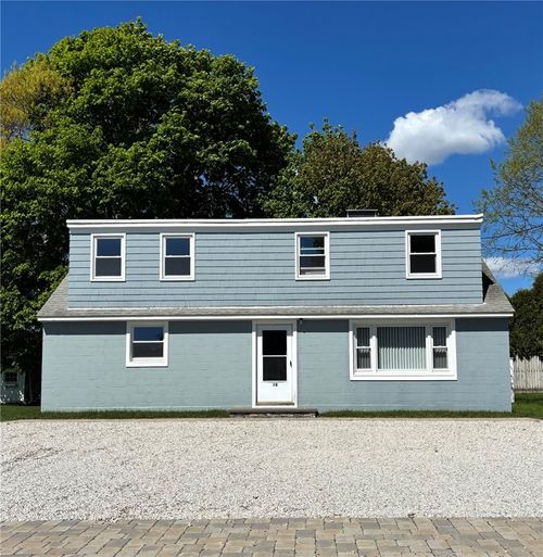 10 Anawan Avenue, Narragansett, RI, 02882 | Card Image