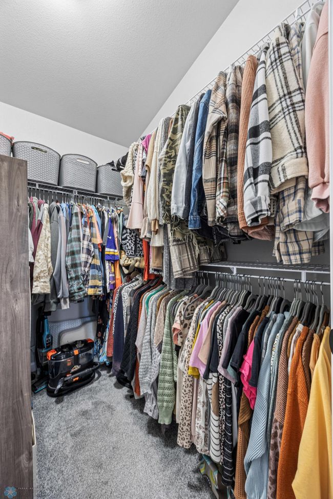 Master Bedroom Closet | Image 13