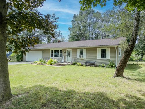 4900 S M 52, Stockbridge, MI, 49285-9136 | Card Image