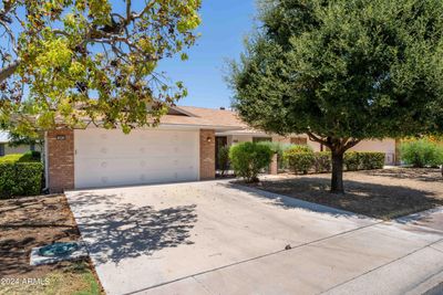 9614 W Greenhurst Drive, Home with 2 bedrooms, 2 bathrooms and null parking in Sun City AZ | Image 1