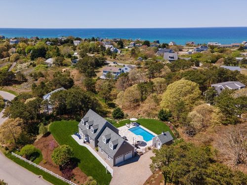 4 Lauras Way, Truro, MA, 02666-5312 | Card Image