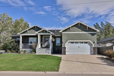 275 S S 250 W, House detached with 5 bedrooms, 3 bathrooms and 4 parking in Raymond AB | Image 1