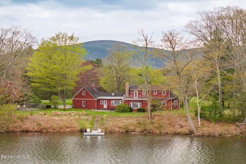 6 Bay Ln, Sheffield, MA, 01257 | Card Image