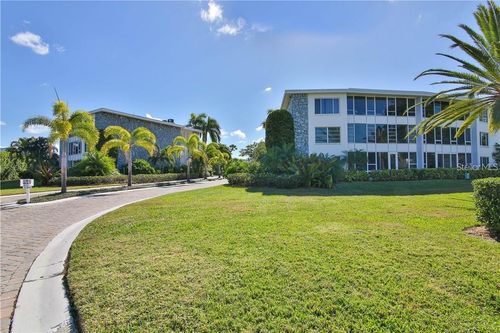317-100 Sands Point Rd, LONGBOAT KEY, FL, 34228-3907 | Card Image