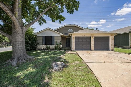 914 Peggotty Pl, Austin, TX, 78753-6931 | Card Image