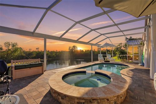 732 Lighthouse Dr, TARPON SPRINGS, FL, 34689-1801 | Card Image