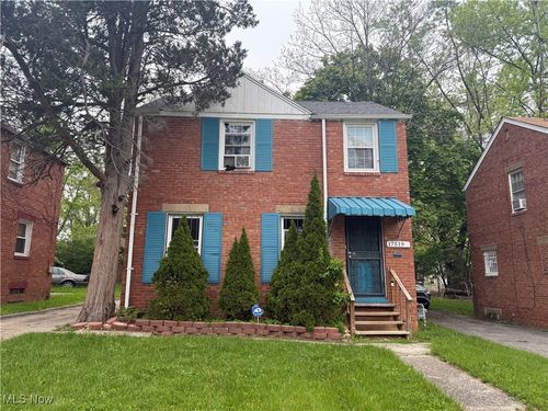 17519 Throckley Ave, Cleveland, OH, 44128-1605 | Card Image