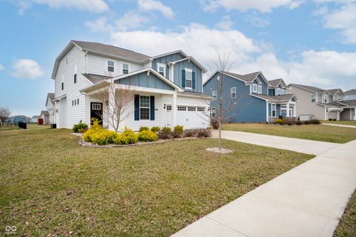 15469 Eastpark Cir W, Fishers, IN, 46037-4606 | Card Image