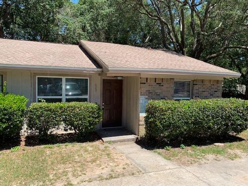 623 Crestview Ave, Niceville, FL, 32578-1405 | Card Image