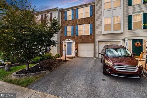 1331 Mare St, RANSON, WV, 25438-5711 | Card Image