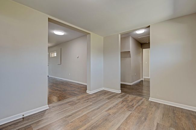 27) Mud Room | Image 23