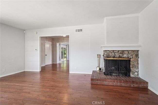 6552 Farralone Ave, House other with 3 bedrooms, 2 bathrooms and 2 parking in Woodland Hills CA | Image 7
