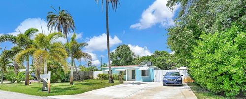 2933 Ne 12th Ter, Pompano Beach, FL, 33064-6867 | Card Image