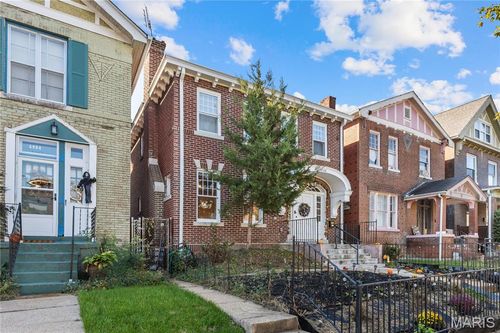 5838 Pershing Ave, Saint Louis, MO, 63112-1512 | Card Image