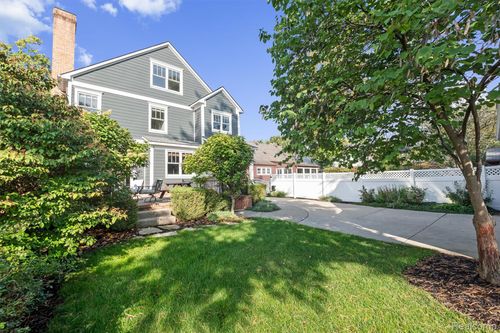 1485 Cedar Dr, Birmingham, MI, 48009-3623 | Card Image