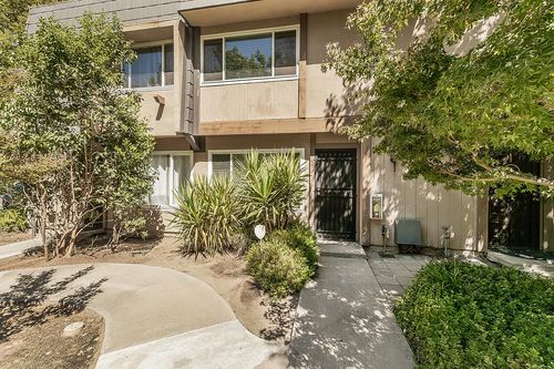 127-5138 E Ashlan Avenue, Fresno, CA, 93727 | Card Image