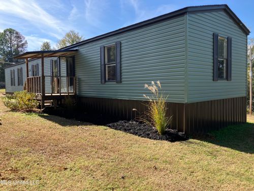 369 Leslie Rd, Pope, MS, 38658-3088 | Card Image