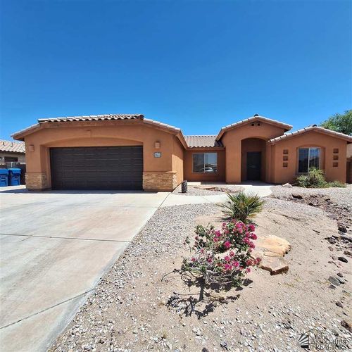 11785 E 28th Pl, Yuma, AZ, 85367-3604 | Card Image
