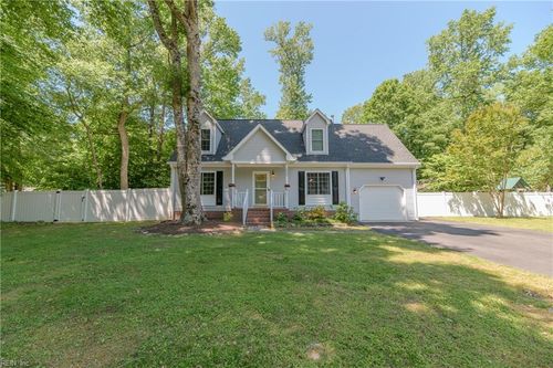 2904 Richard Grv S, Williamsburg, VA, 23185-8342 | Card Image