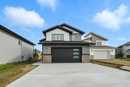 25 Murphy Close, Blackfalds, AB, T4M0H5 | Card Image