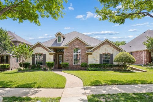 2209 Stonehenge Ln, Lewisville, TX, 75056-5558 | Card Image