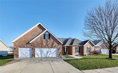 2271 Haverford Dr, Belleville, IL, 62221-7994 | Card Image