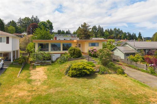 2505 Glenayr Dr, Nanaimo, BC, V9S3R9 | Card Image