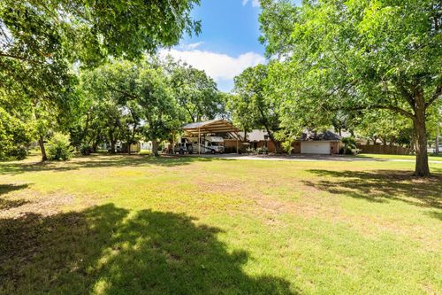 707 S Harrison St, West, TX, 76691-1725 | Card Image
