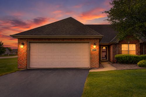 2028 Wildwood Cir, Highland, IN, 46322-5509 | Card Image