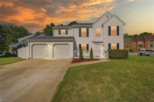 1711 N River Creek Lndg, Suffolk, VA, 23434-2403 | Card Image