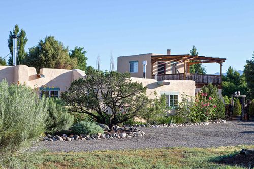 609 Callejon Rd, Taos, NM, 87571-5144 | Card Image