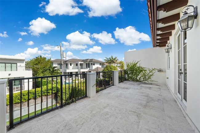 B - 464 Fernwood Rd, Townhouse with 3 bedrooms, 3 bathrooms and null parking in Key Biscayne FL | Image 32
