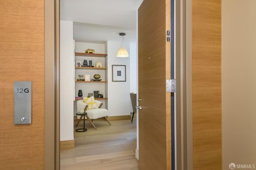 12g-1 Hawthorne St, San Francisco, CA, 94105-3980 | Card Image