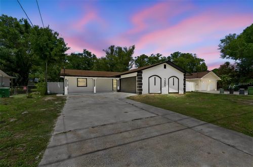 7906 N Fremont Ave, TAMPA, FL, 33604-3802 | Card Image