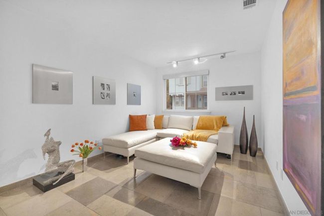 3142 Harbor Ridge Ln, Condo with 3 bedrooms, 2 bathrooms and 3 parking in San Diego CA | Image 13