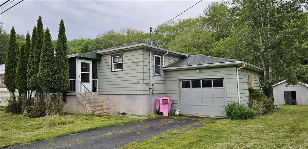 Yulan Barryville Rd, Barryville, NY 12719