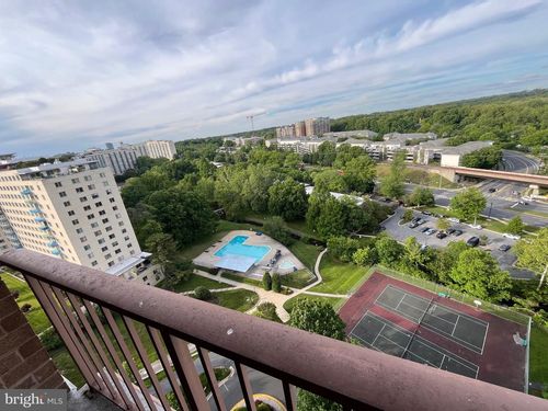 1613-10101 Grosvenor Pl, ROCKVILLE, MD, 20852-4678 | Card Image