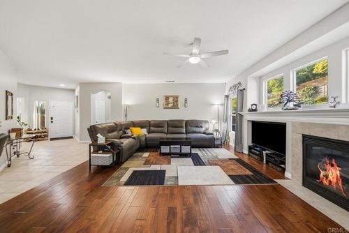 3146 Willow Tree Ln, Escondido, CA, 92027 | Card Image