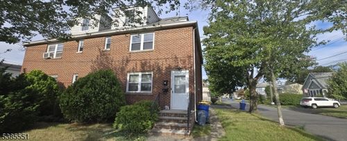 b-20 Cedar St, South Bound Brook, NJ, 08880-1352 | Card Image