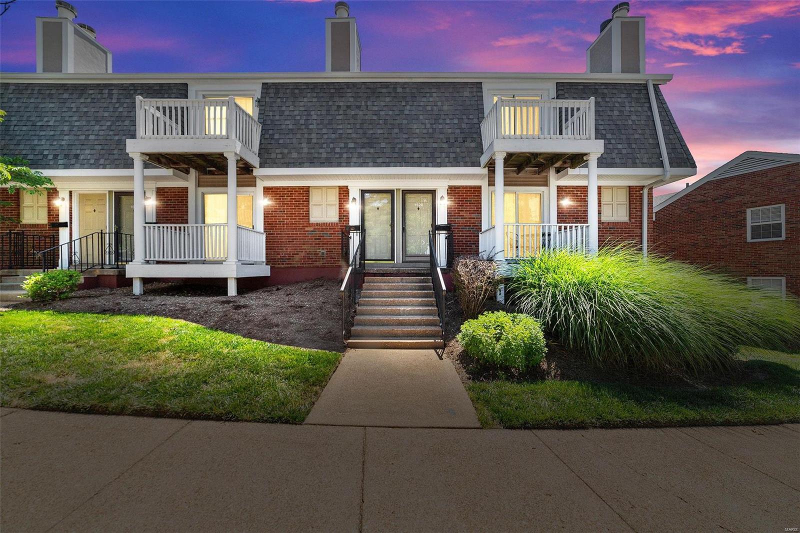 1518 Thrush Terr, For Sale in St Louis Zoocasa