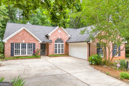 271 Jackson Park Dr, Hoschton, GA, 30548-6308 | Card Image