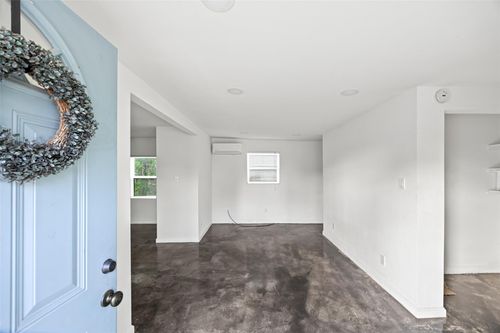 7303 Market St, Houston, TX, 77020-5424 | Card Image