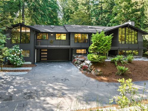6423 E Mercer Way, Mercer Island, WA, 98040-5130 | Card Image