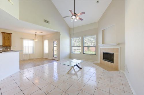 2921 Indigo Dr, Pearland, TX, 77584-8773 | Card Image