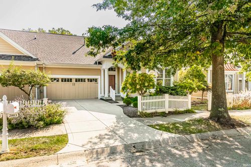 2003 S Ramsey Dr, Bloomington, IN, 47401-4604 | Card Image